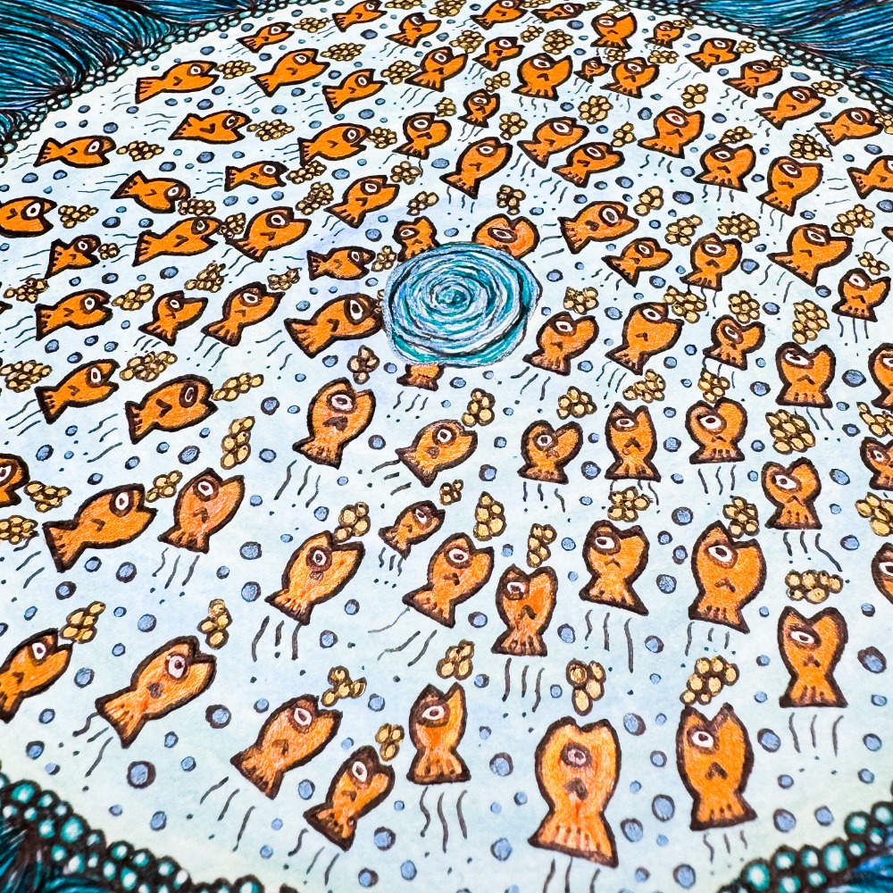 Round Gold Fish