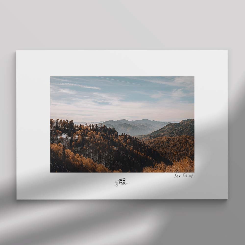 Dağların Üstü (30x45 cm)