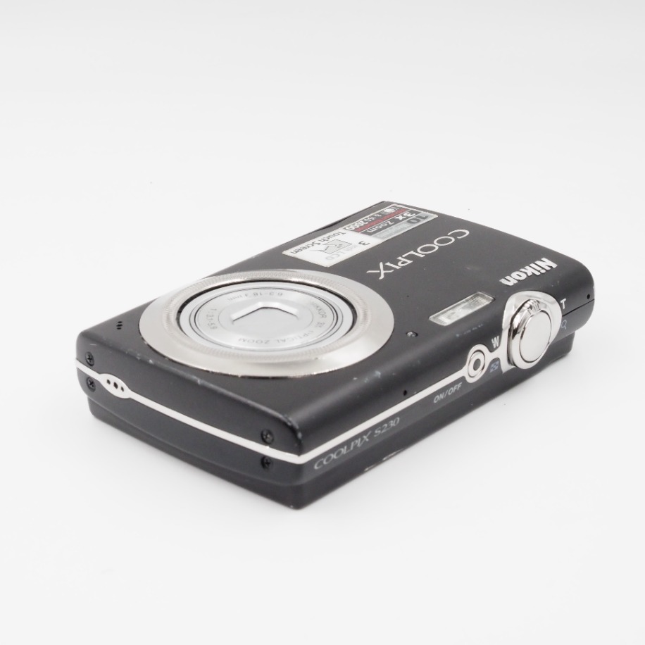 Nikon Coolpix S230 | flu_vintage