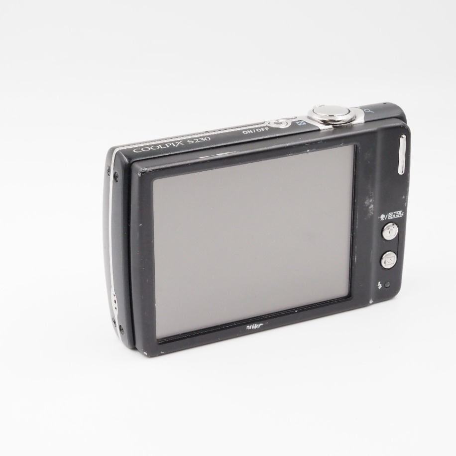 Nikon Coolpix S230 | flu_vintage