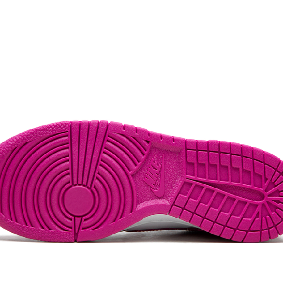 Nike Dunk Low “Active Fushia”