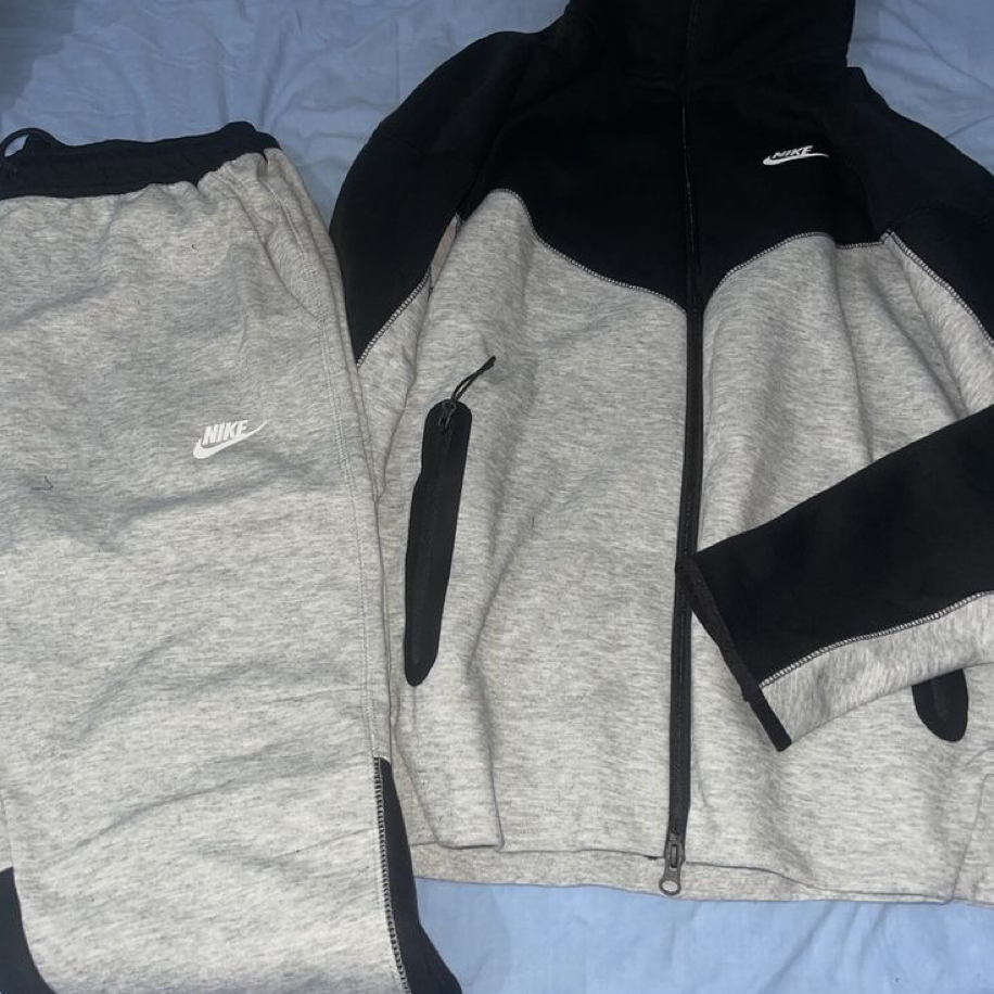 nike tech fleece panda