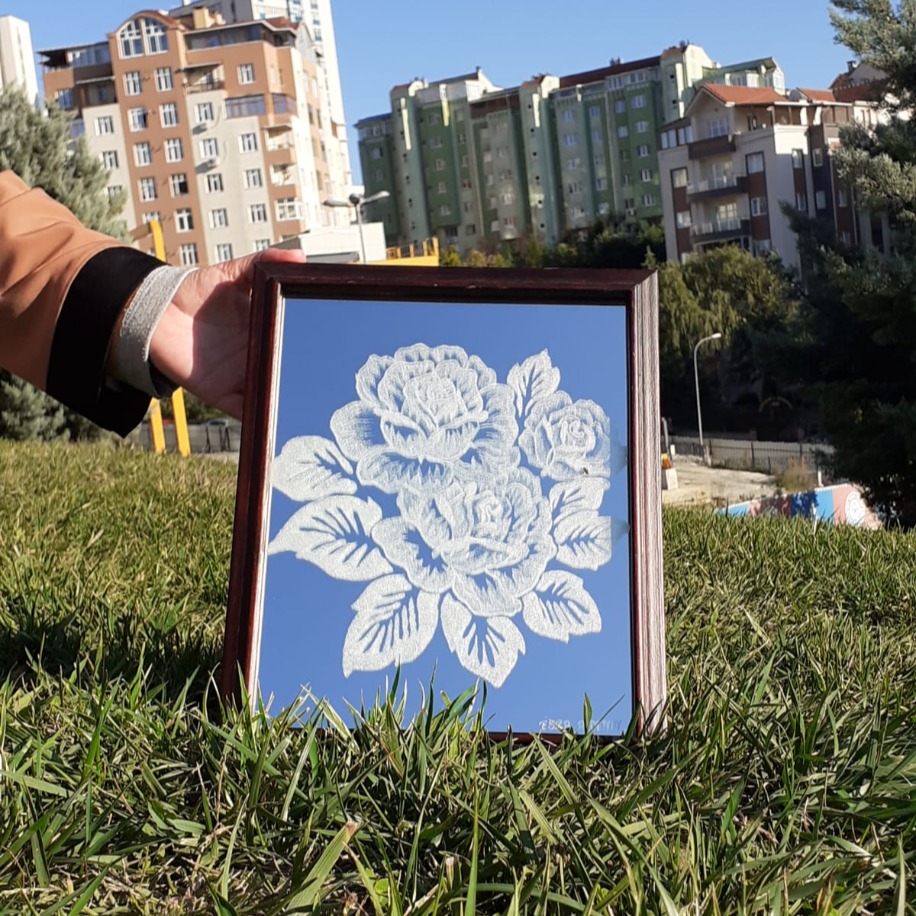 Üç Gül Ayna Sanatı