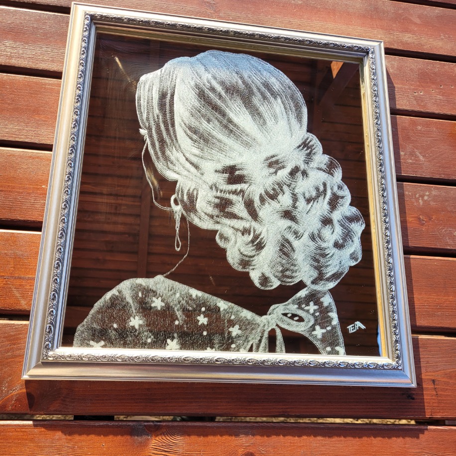 Örgü Saçlı Kız Portresi