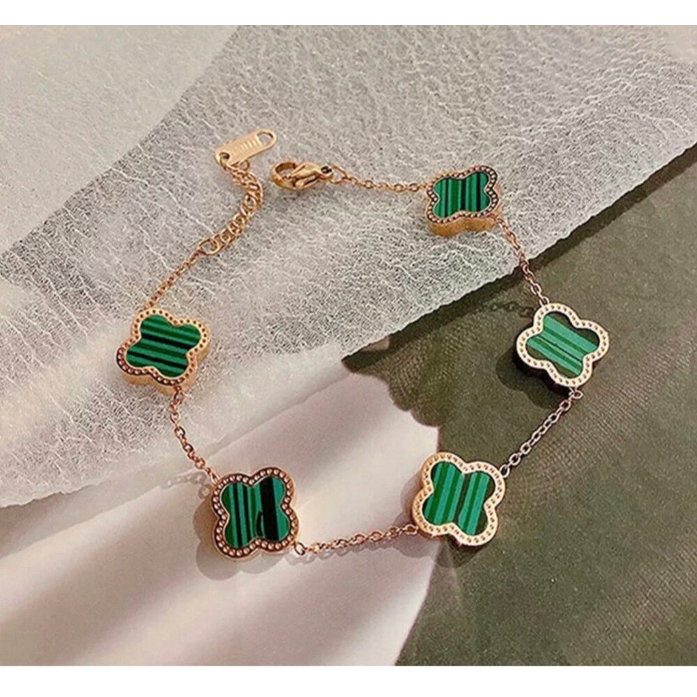 4 Yaprakli Yeşil Renk Van Cleef Model 