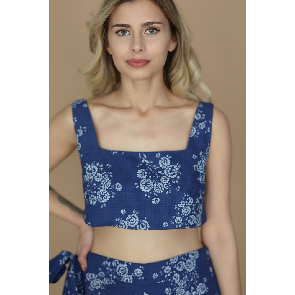 BELLADONNA Kare Yaka TOP