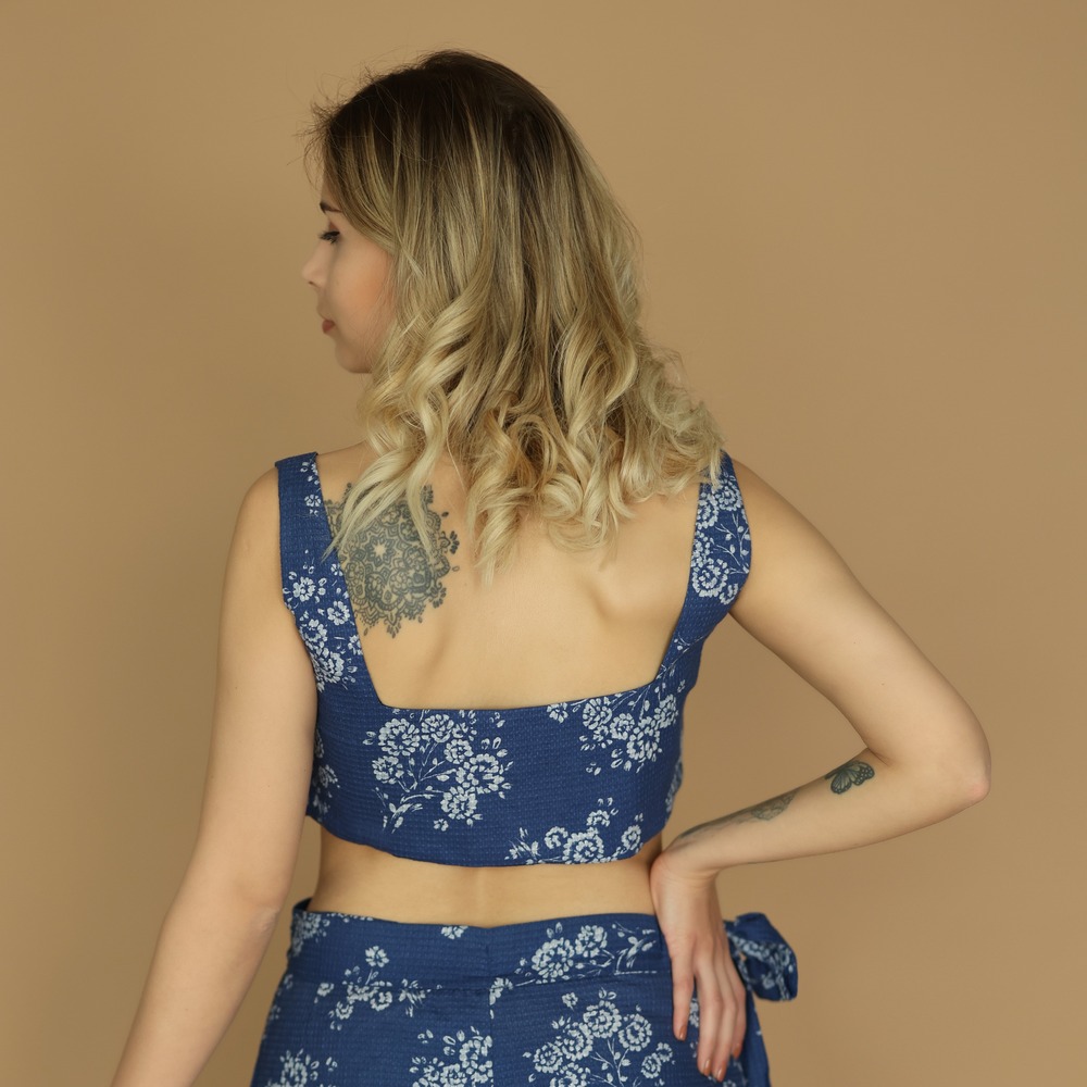 BELLADONNA Kare Yaka TOP