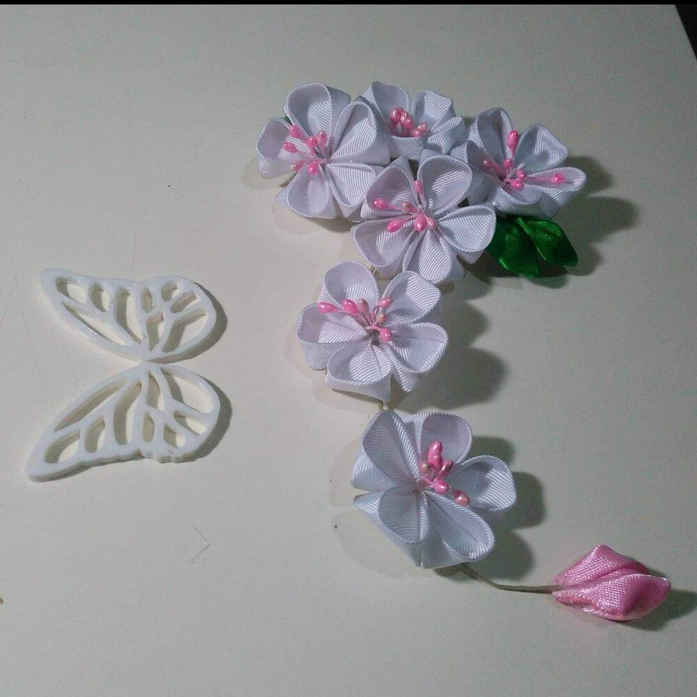 Beyaz Kanzashi Buket Toka