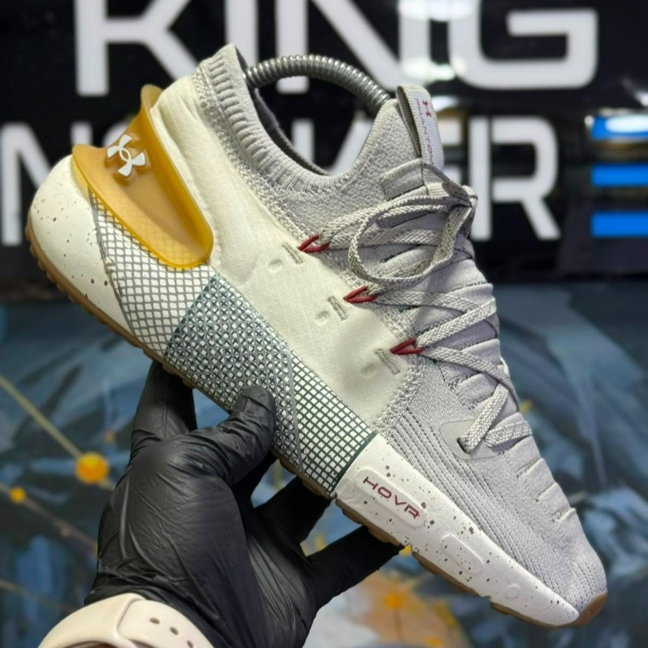 Under Armour Gold