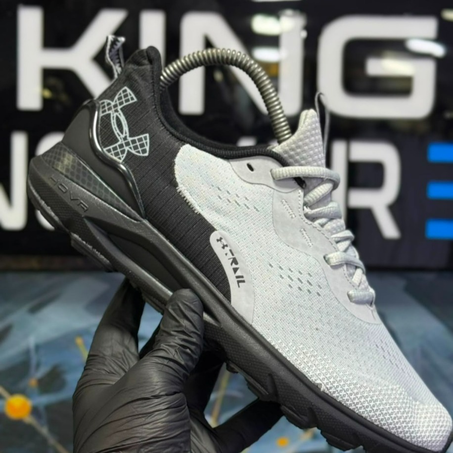 Xtrail Black White