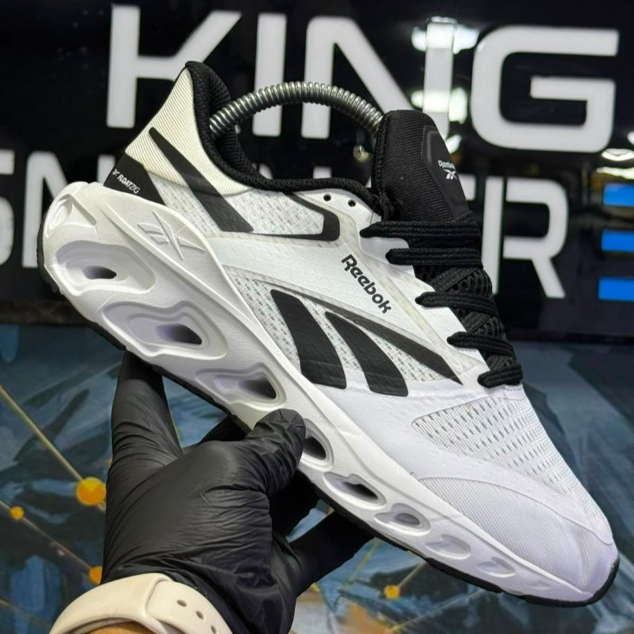 Reebok Floatzig