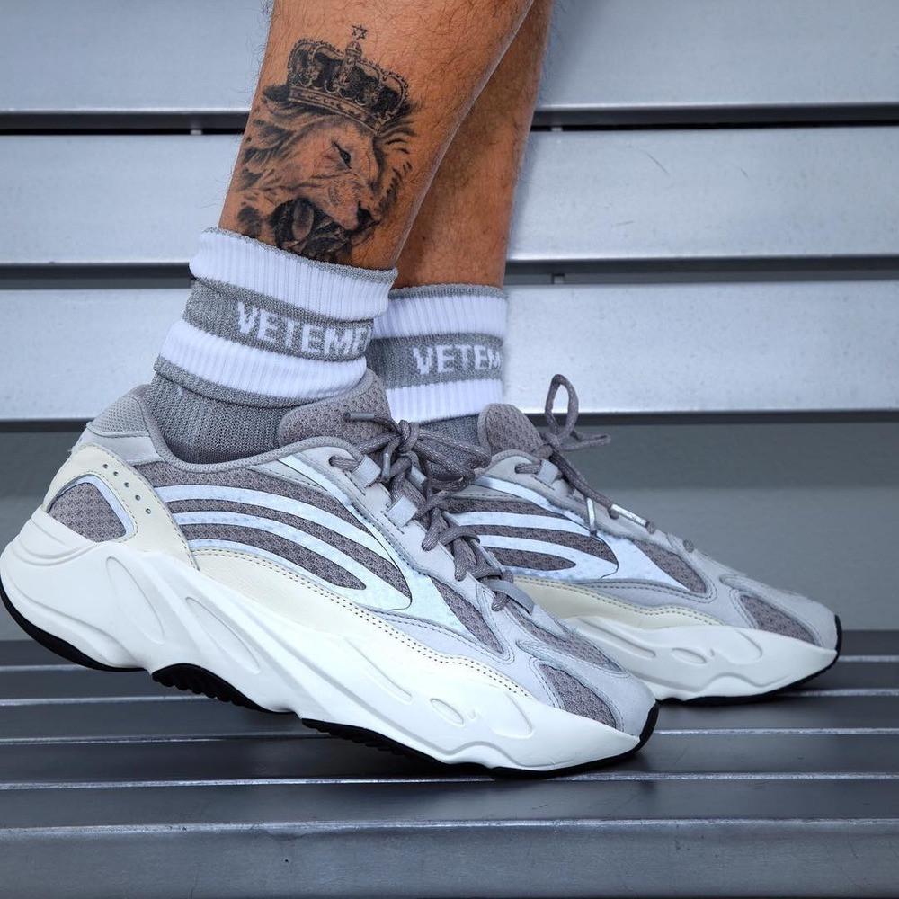 Adidas Yeezy Boost 700 Static 1