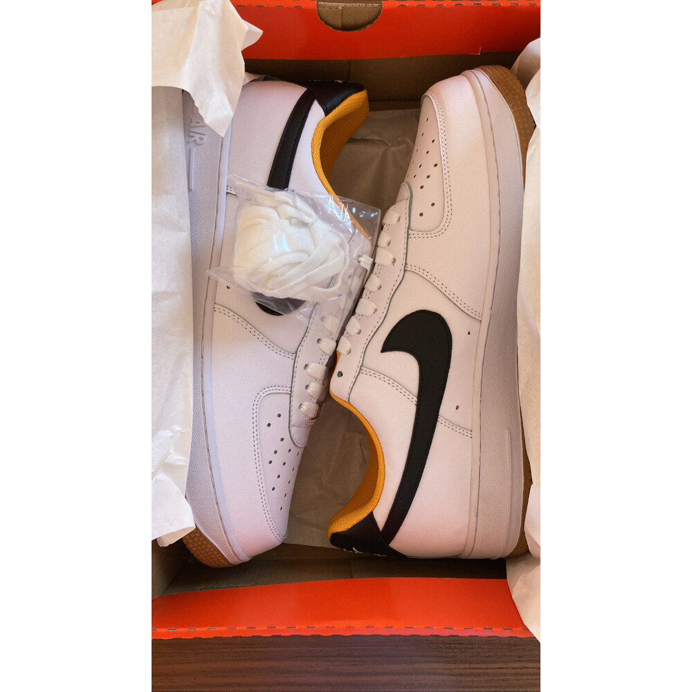 Nike Air Force 1 Low Lifestyle White Black Gum 2