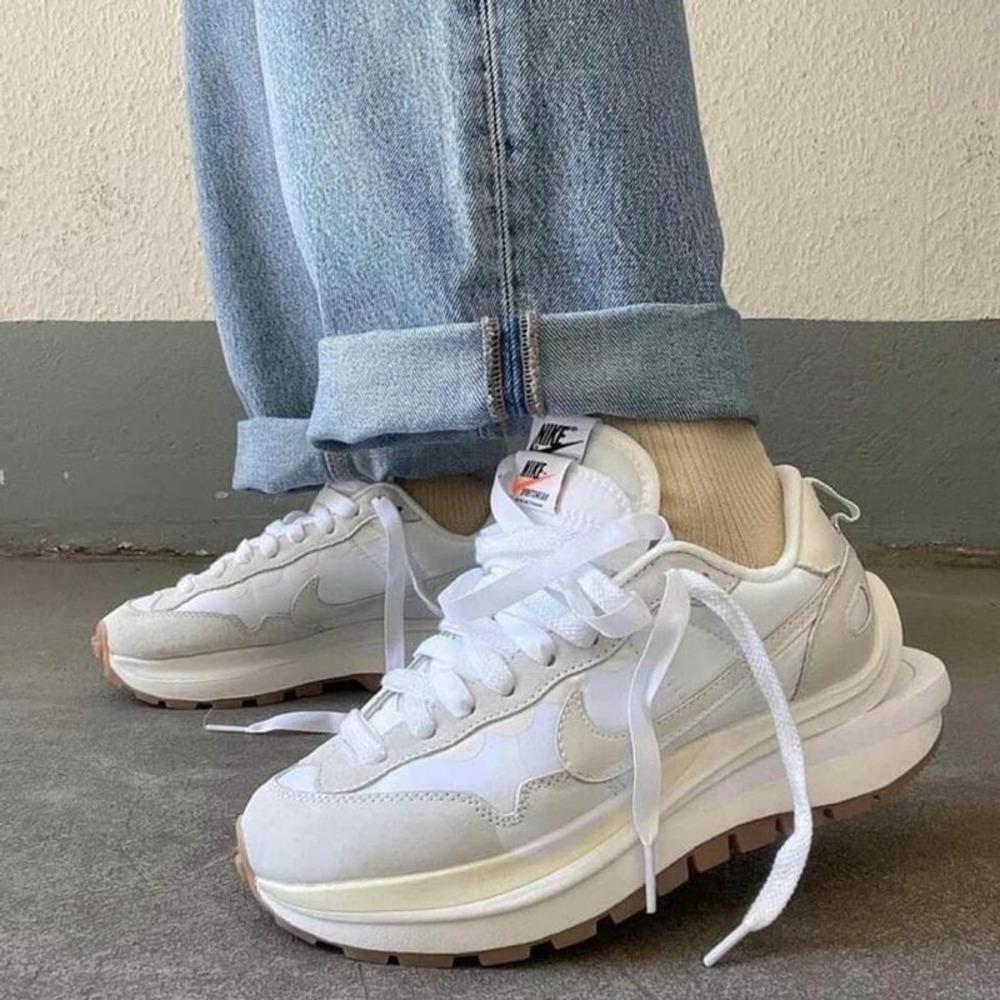 Nike Sacai X Vaporwaffle Sail White 1