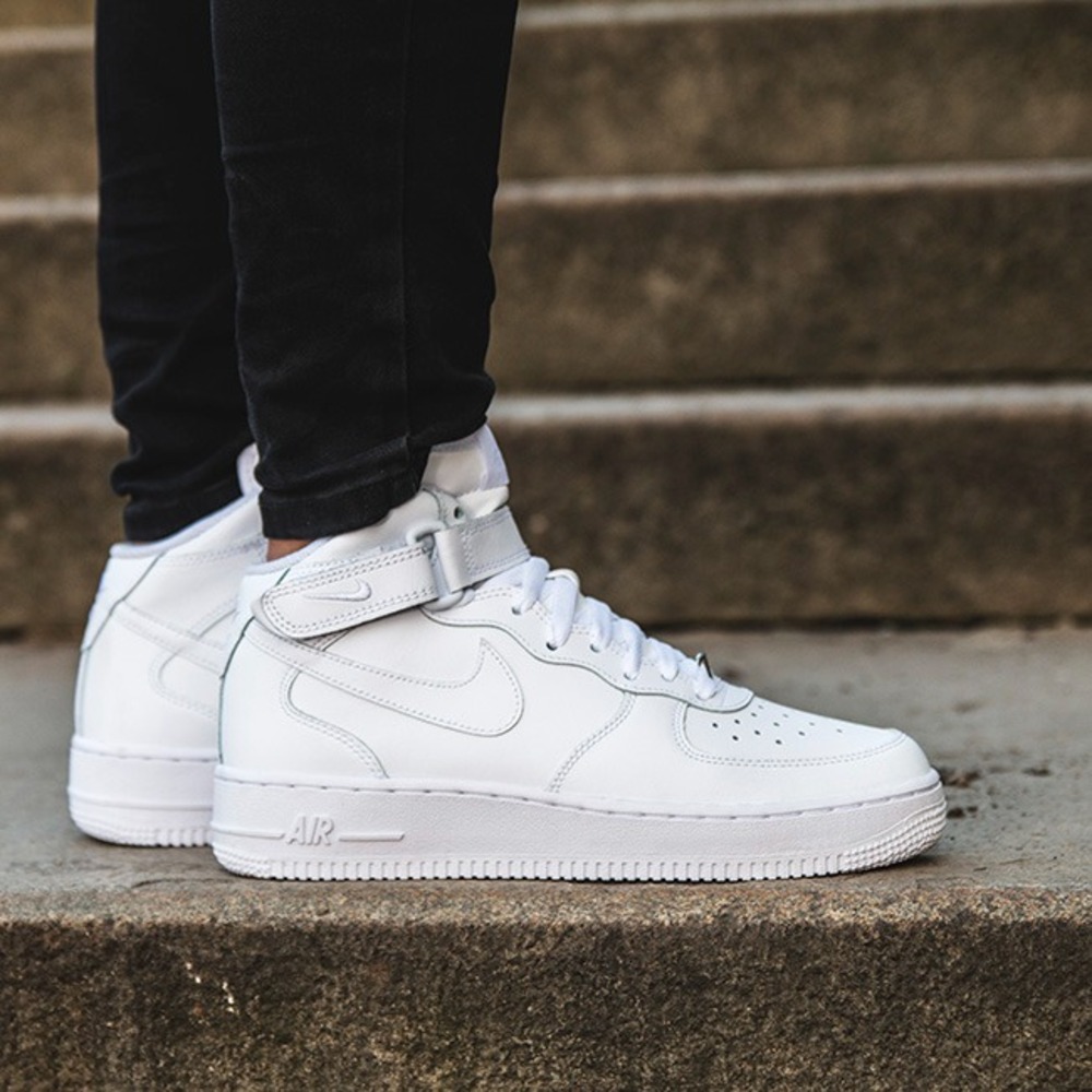 Nike Air Force 1 Mid White 1