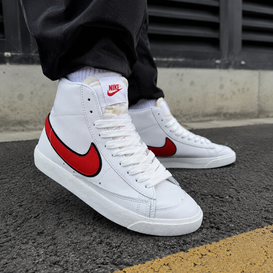 Nike Dunk Low Black Red 3