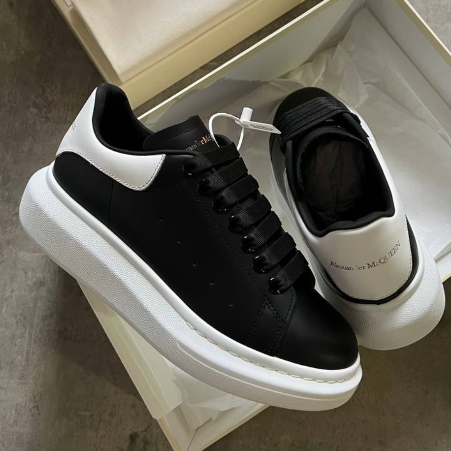 Alexander McQueen Black White 2