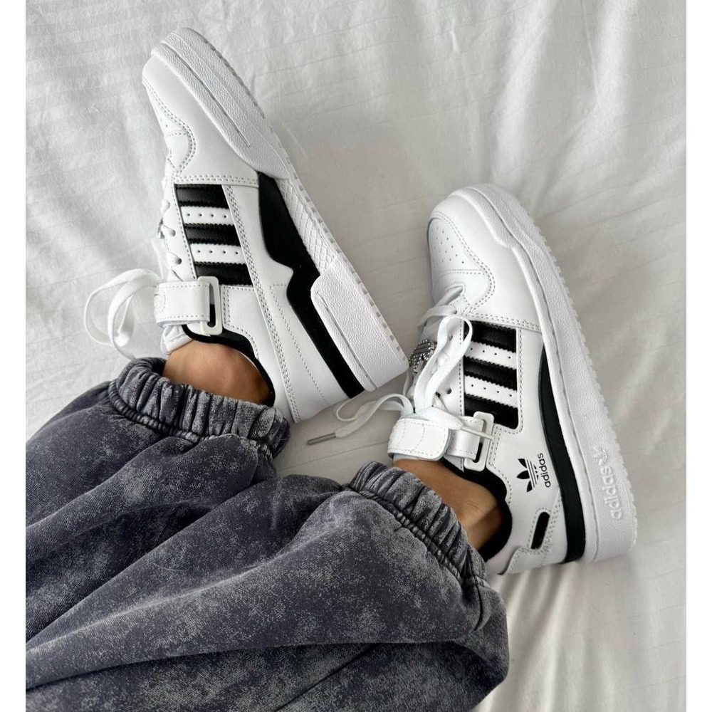Adidas Forum Low White Black 1