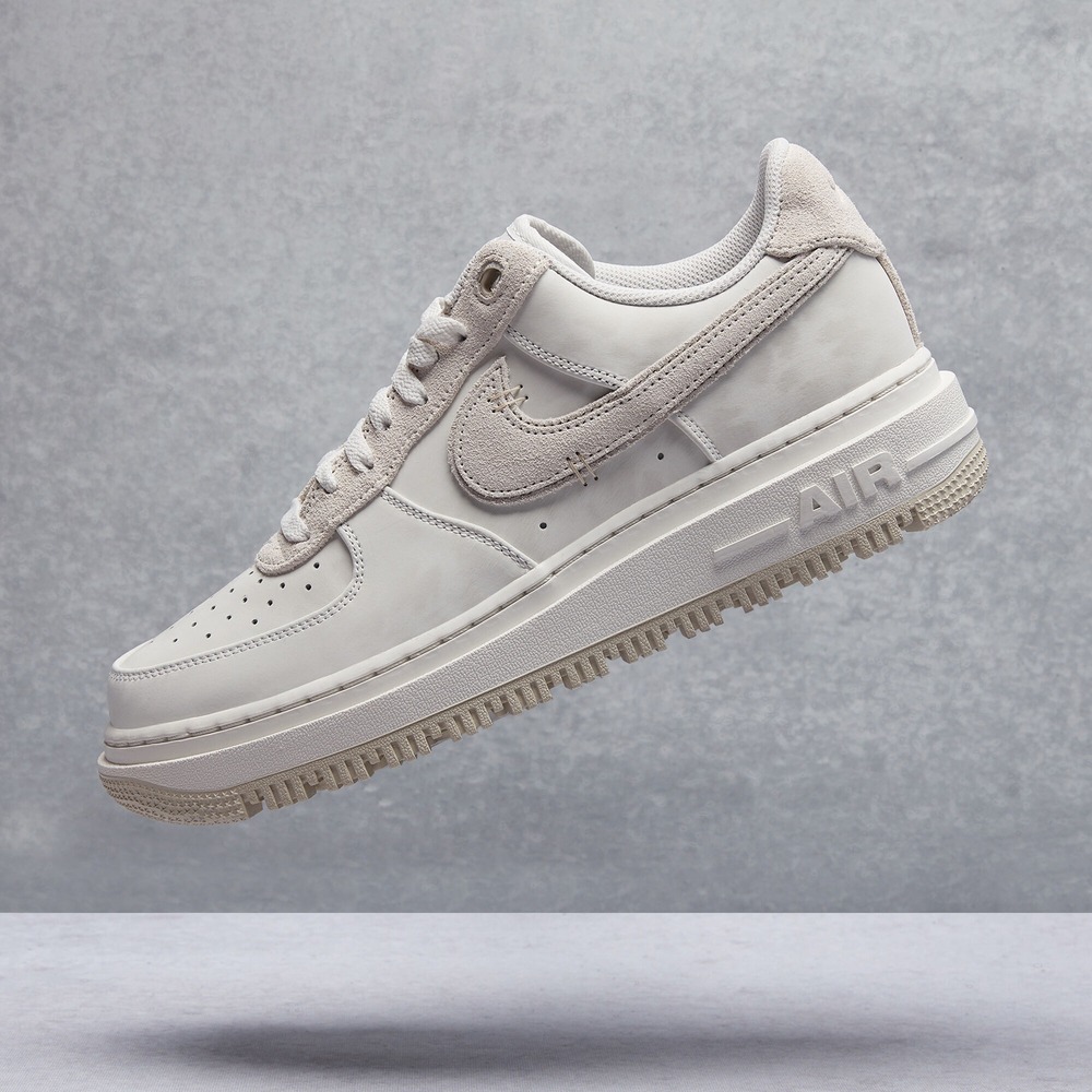 Nike Air Force 1 Low Luxe White 1