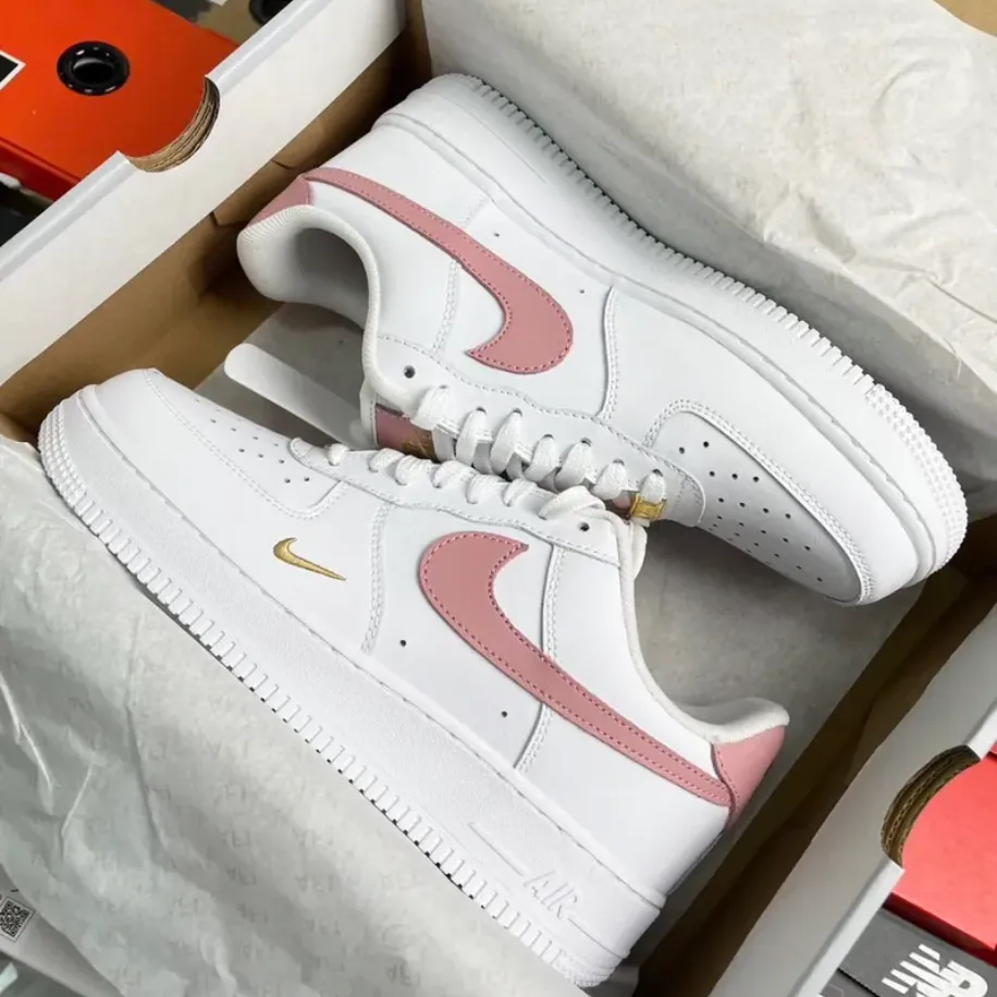 Nike Air Force 1 Low Essential White Rust Pink 2