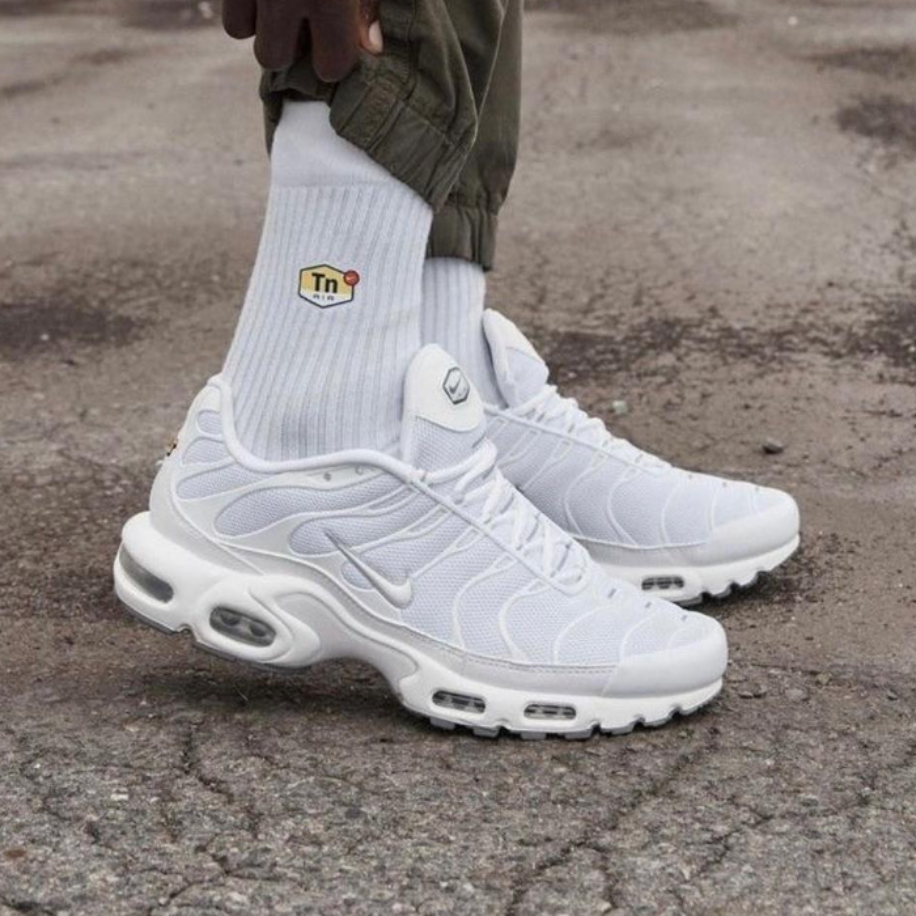 Nike Air Max TN Plus Triple White 4