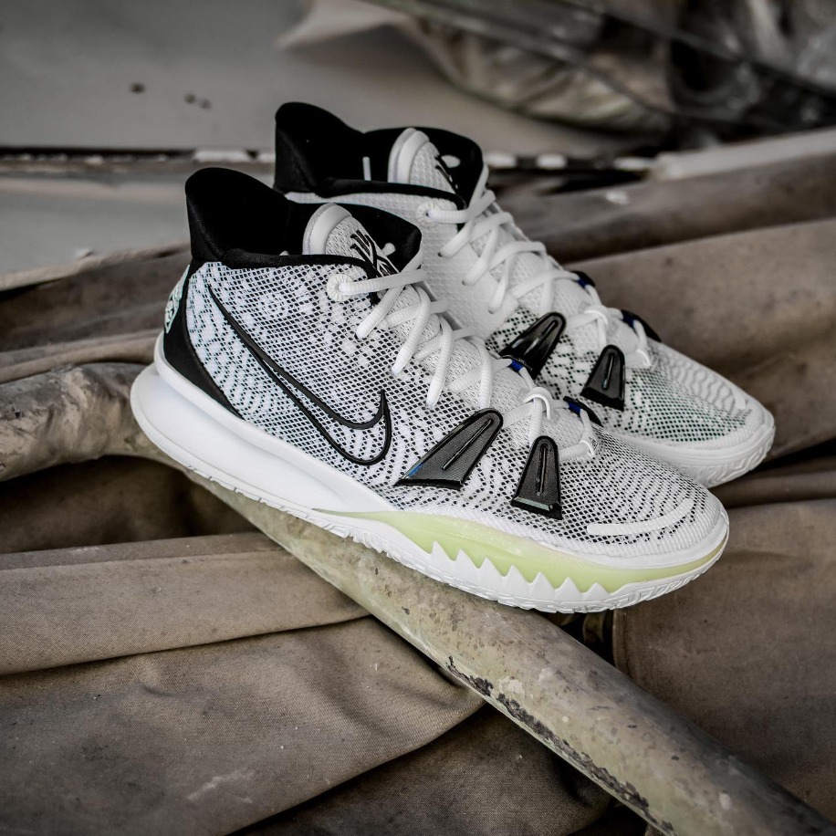 Nike Kyrie 7 Brooklyn Beats 1