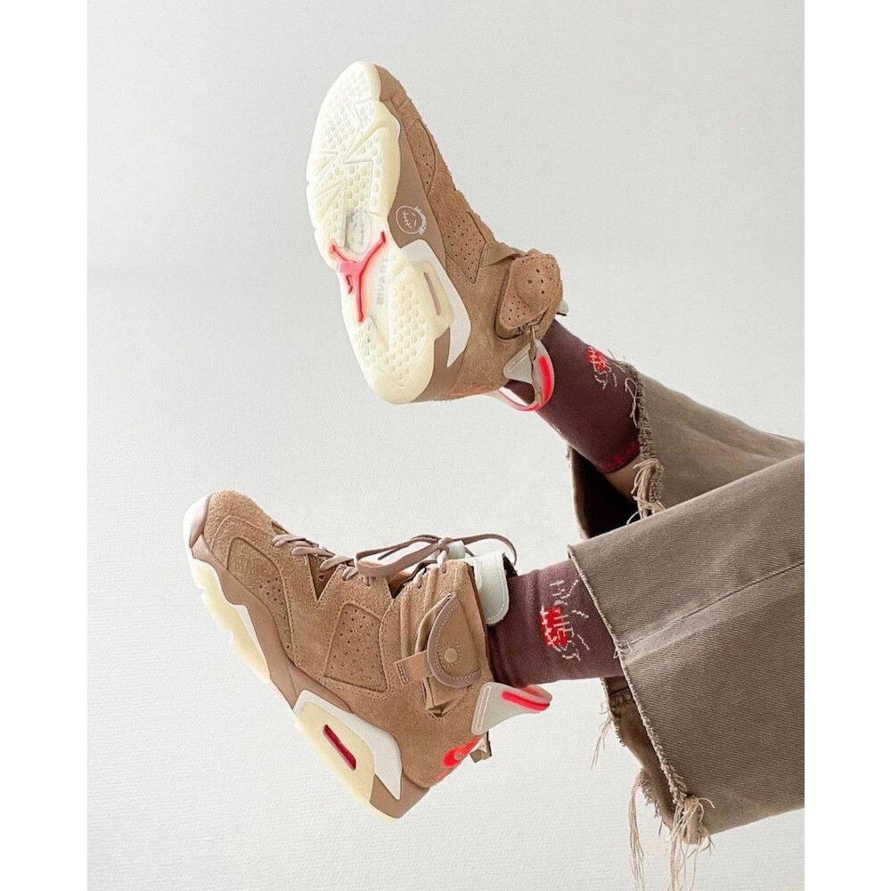 Nike Air Jordan 6 Travis Scott British Khaki 1