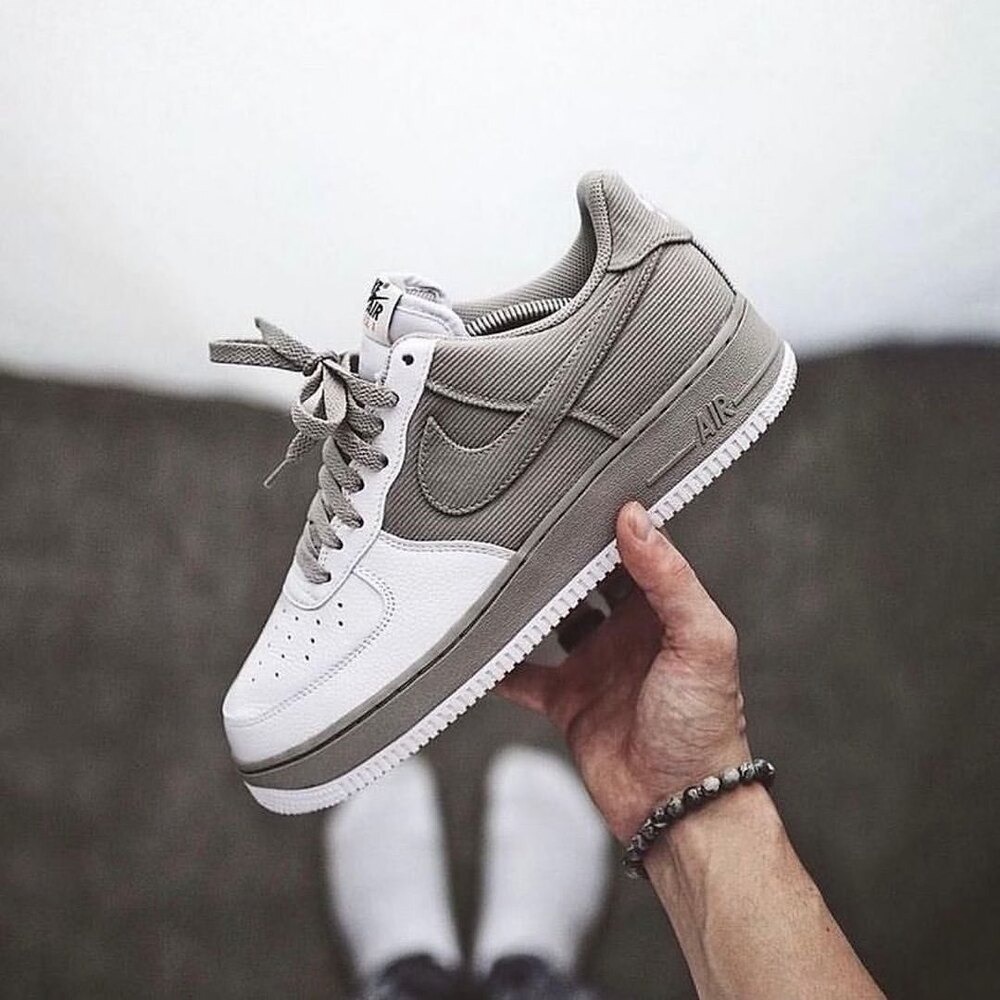 Nike Air Force 1 Low Velvet Crown 2
