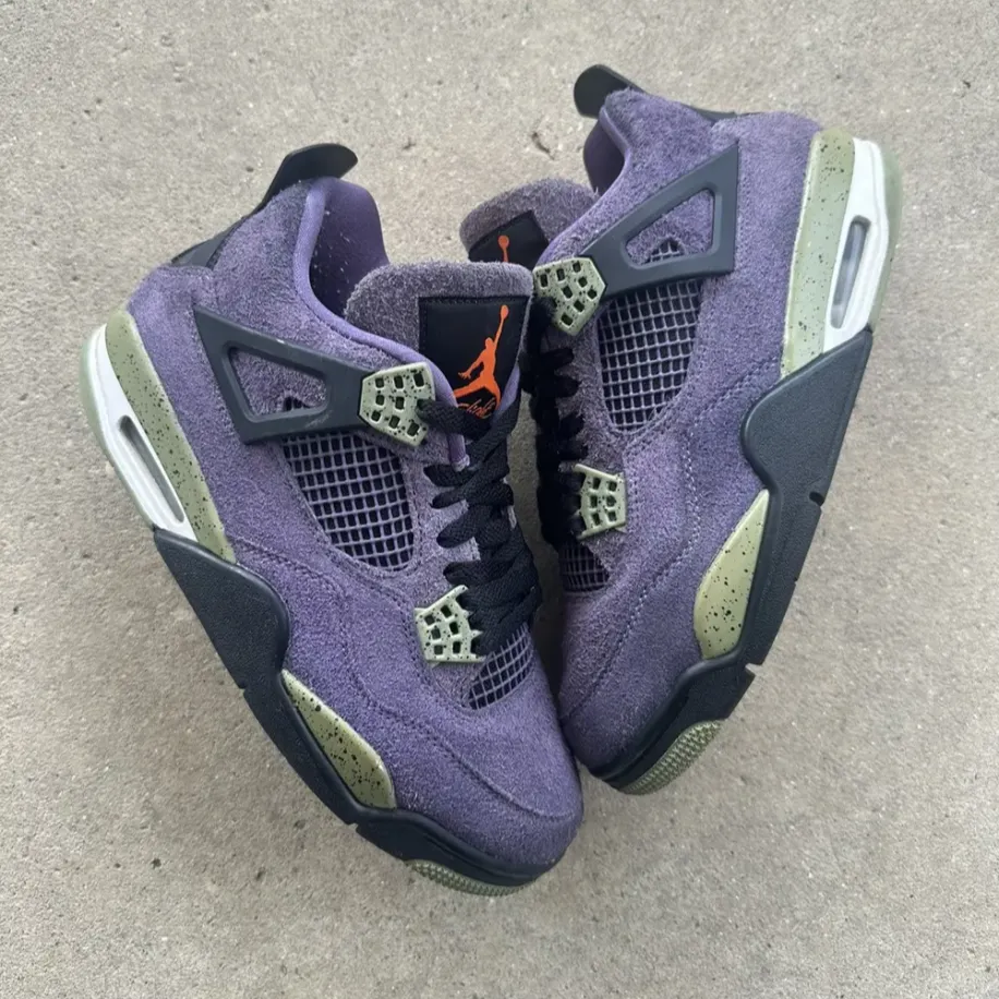Nike Air Jordan Retro 4 Canyon Purple 1