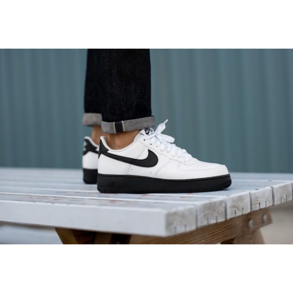 Nike Air Force 1 Low White Black Sole Gum 2
