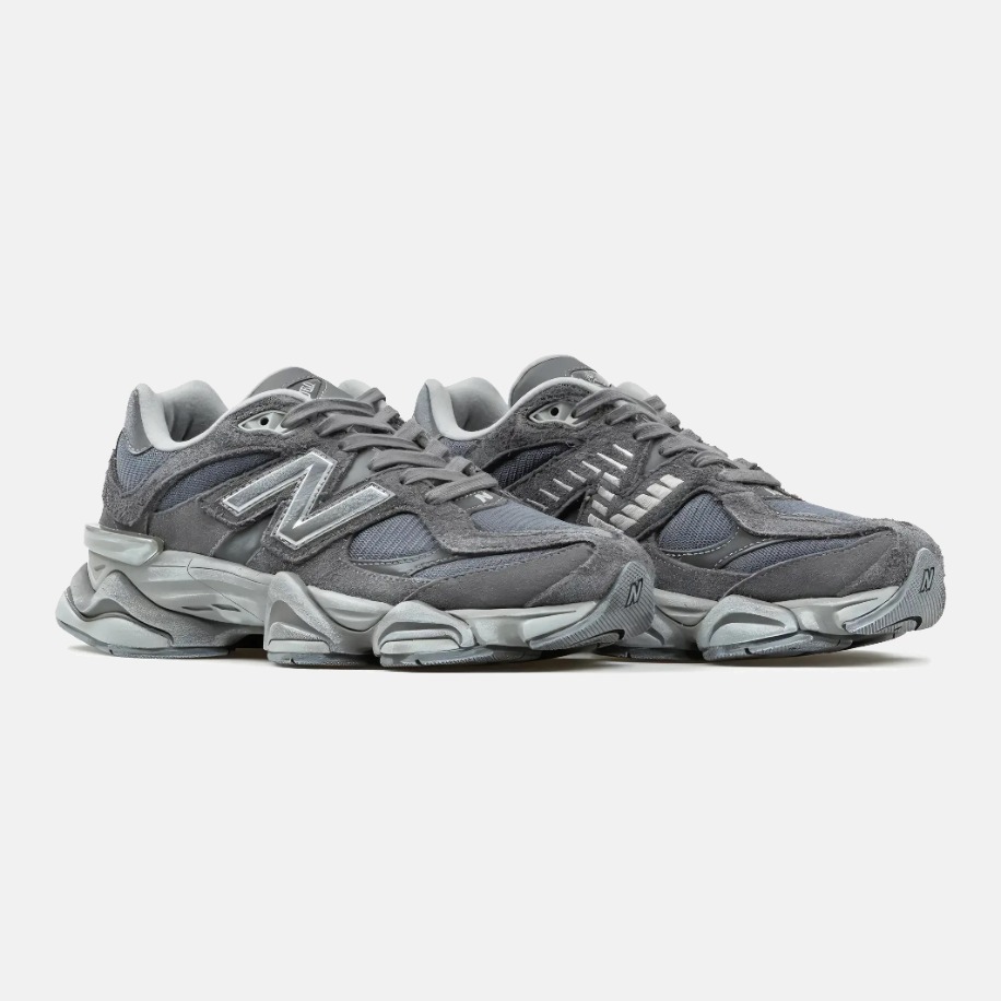 New Balance 9060 Magnet