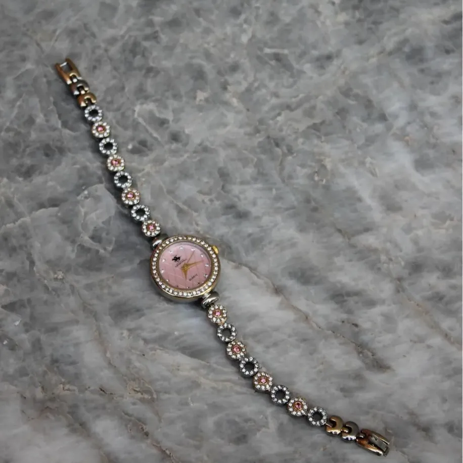Bella Rosa Pink Oval Taşlı Kadın Saat