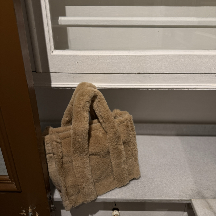 Soft Luxe Peluş- Açık Kahve Tote Çanta