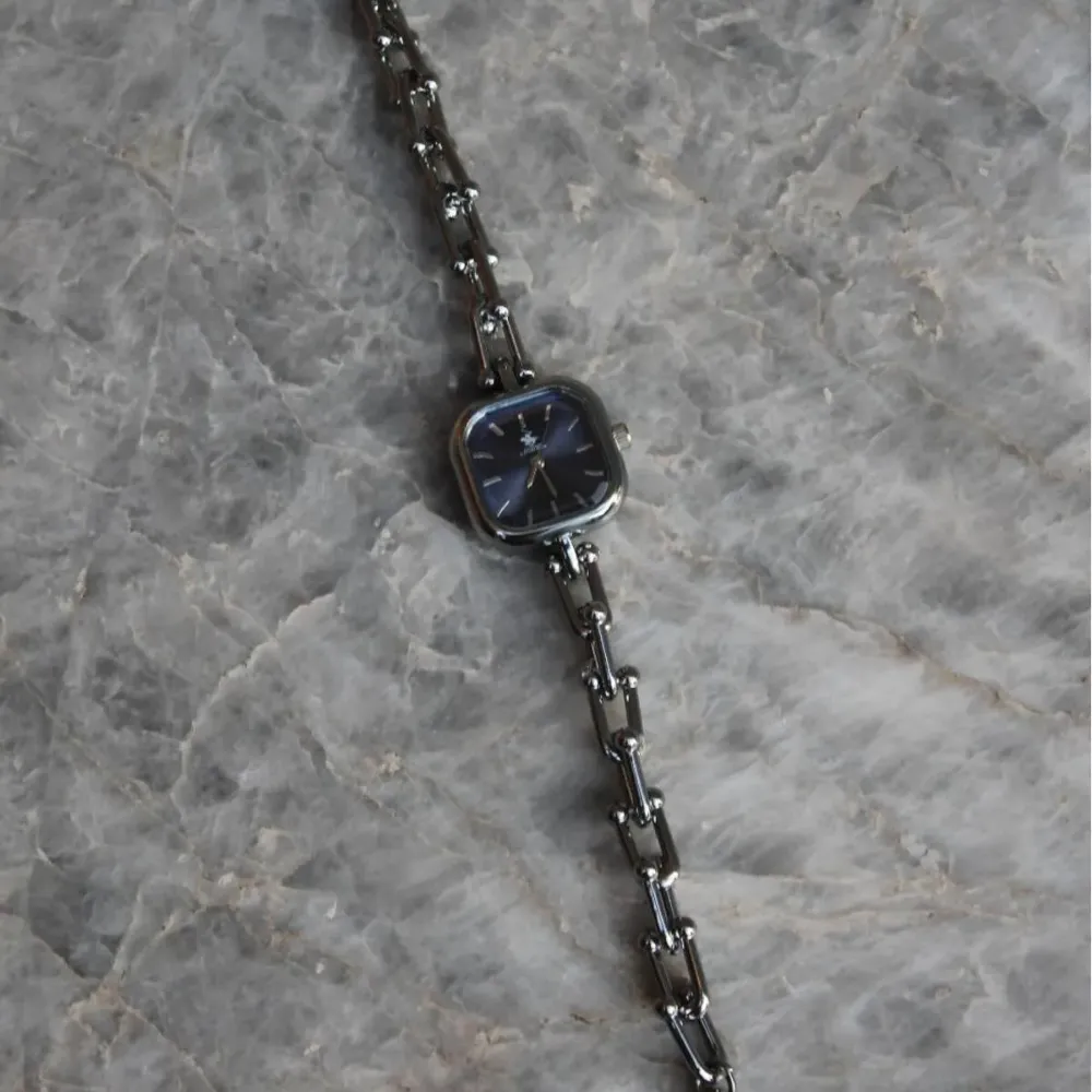  Midnight Silver Kare Kadranlı Çelik Kadın Saat