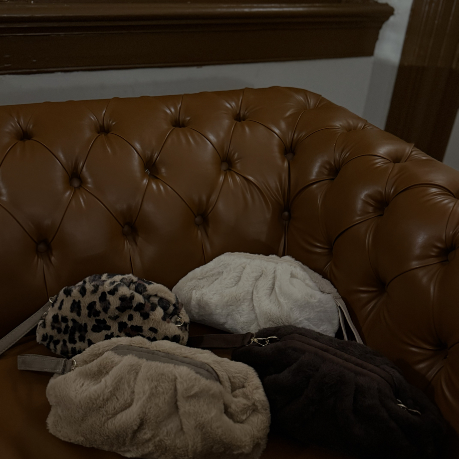 Leopar Peluş Clutch