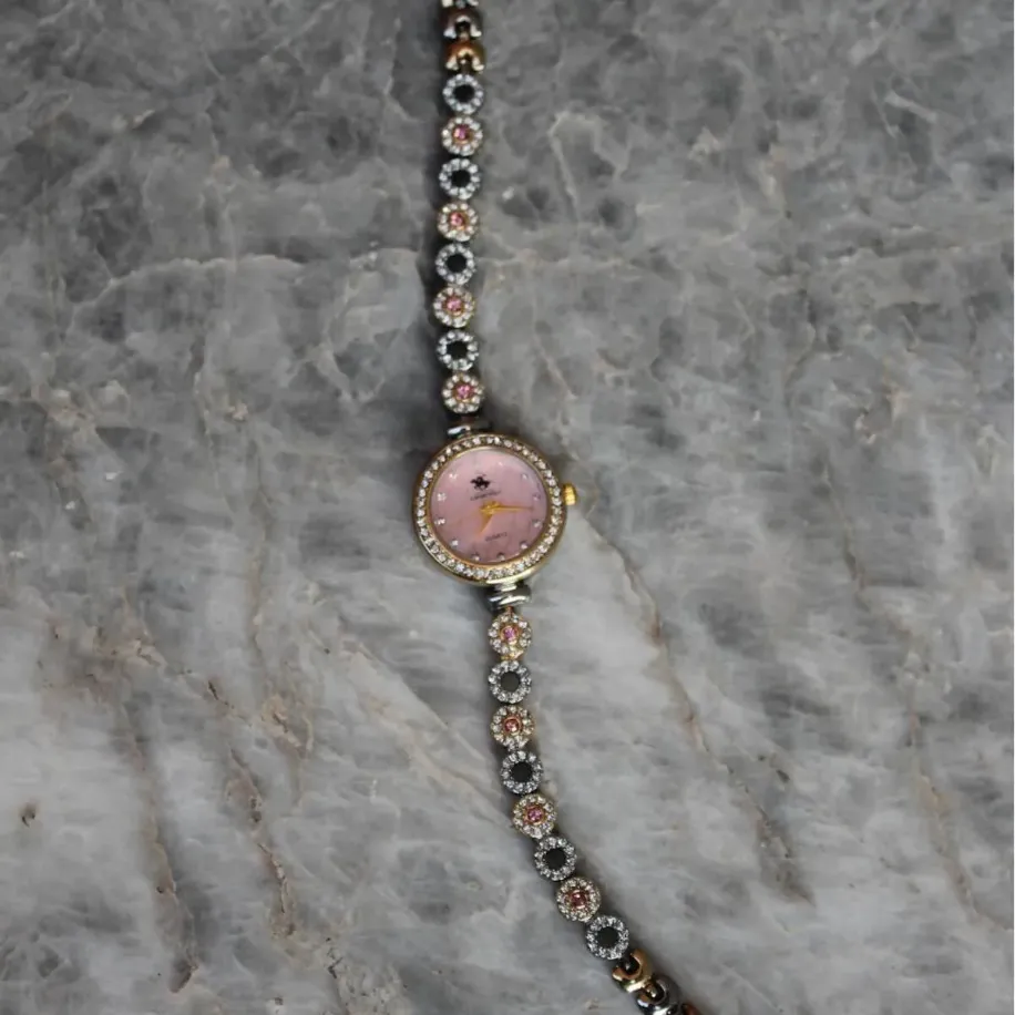 Bella Rosa Pink Oval Taşlı Kadın Saat