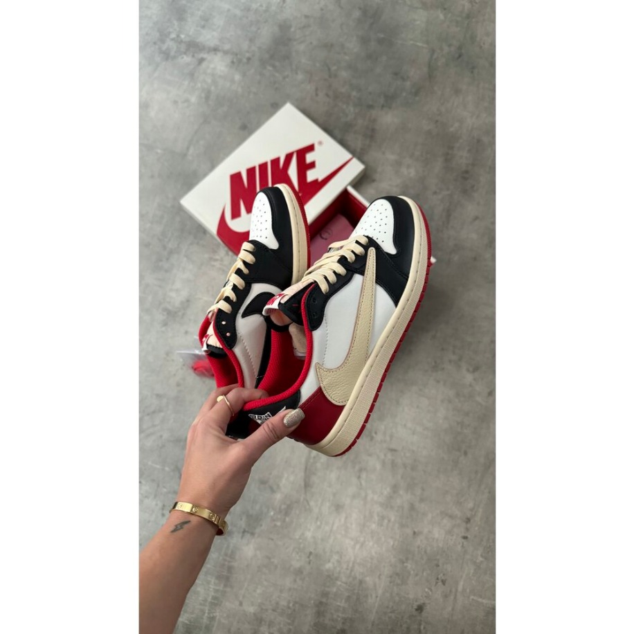 kny24030#149 travisScott×AirJordan 1 Low Jordan x Travis Scott Air Jordan 1 Low Sneakers | Black | FARFETCH TR