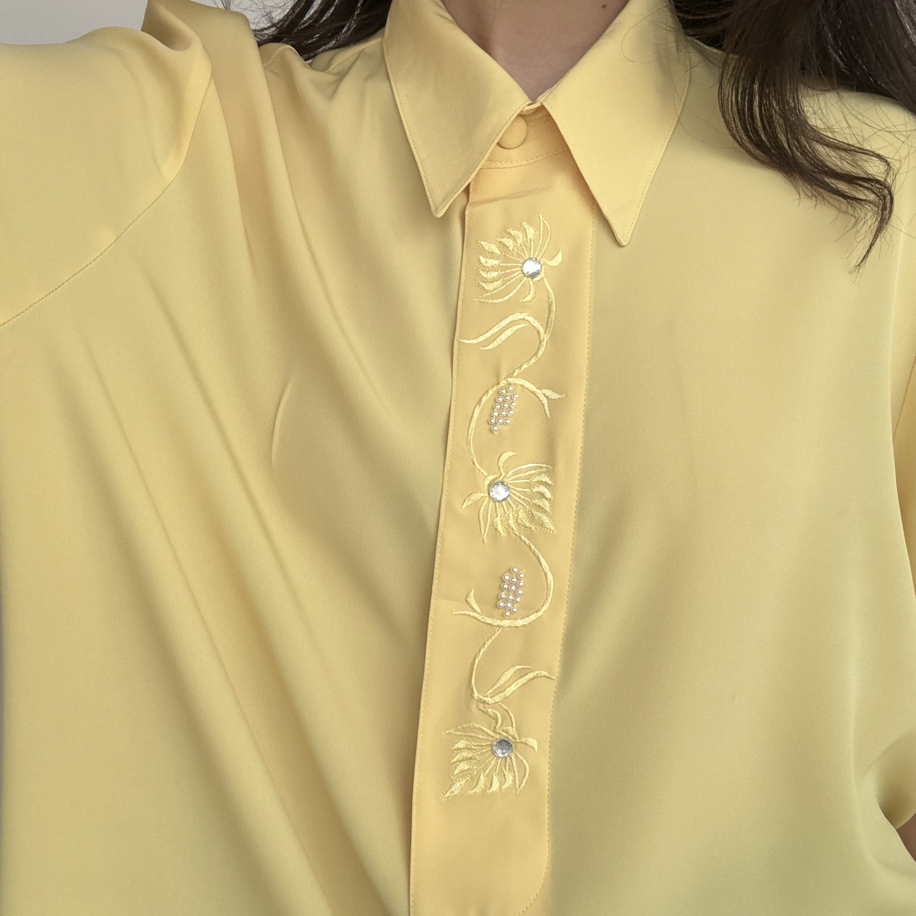 Premium Butter Yellow Taşlı ve İşlemeli Kısa Kollu Gömlek