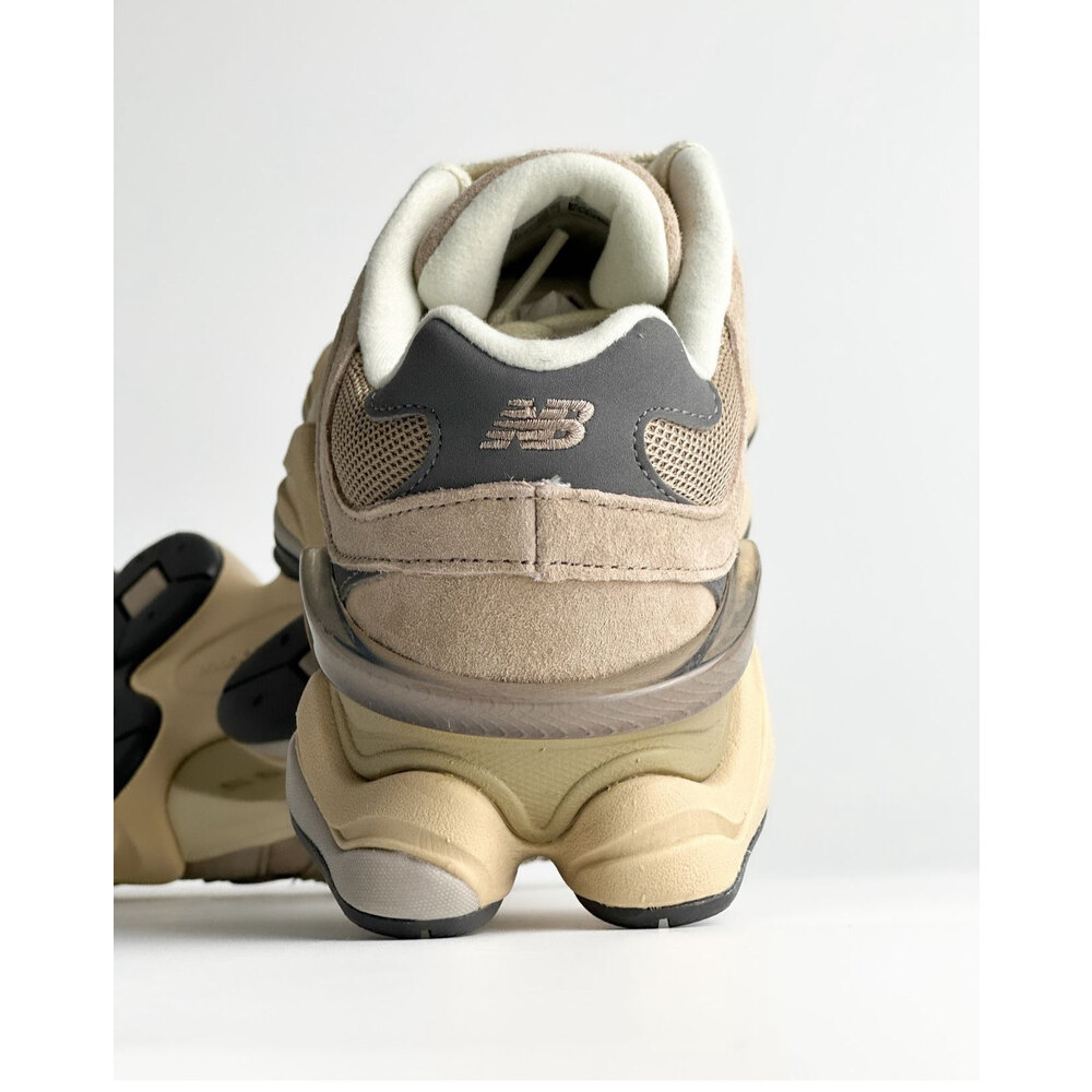 New Balance 9060 Driftwood Castlerock