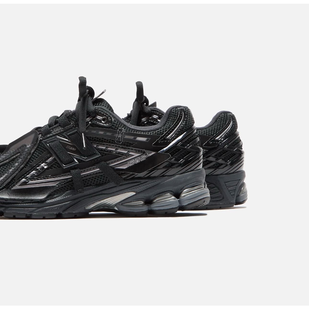 New Balance 1906A Black