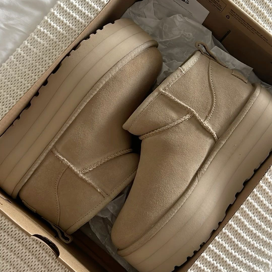 U.G.G Ultra Mini Platform Cream