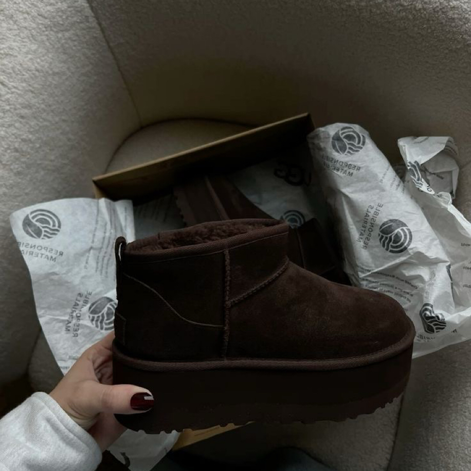 U.G.G Ultra Mini Platform Brown Chedar