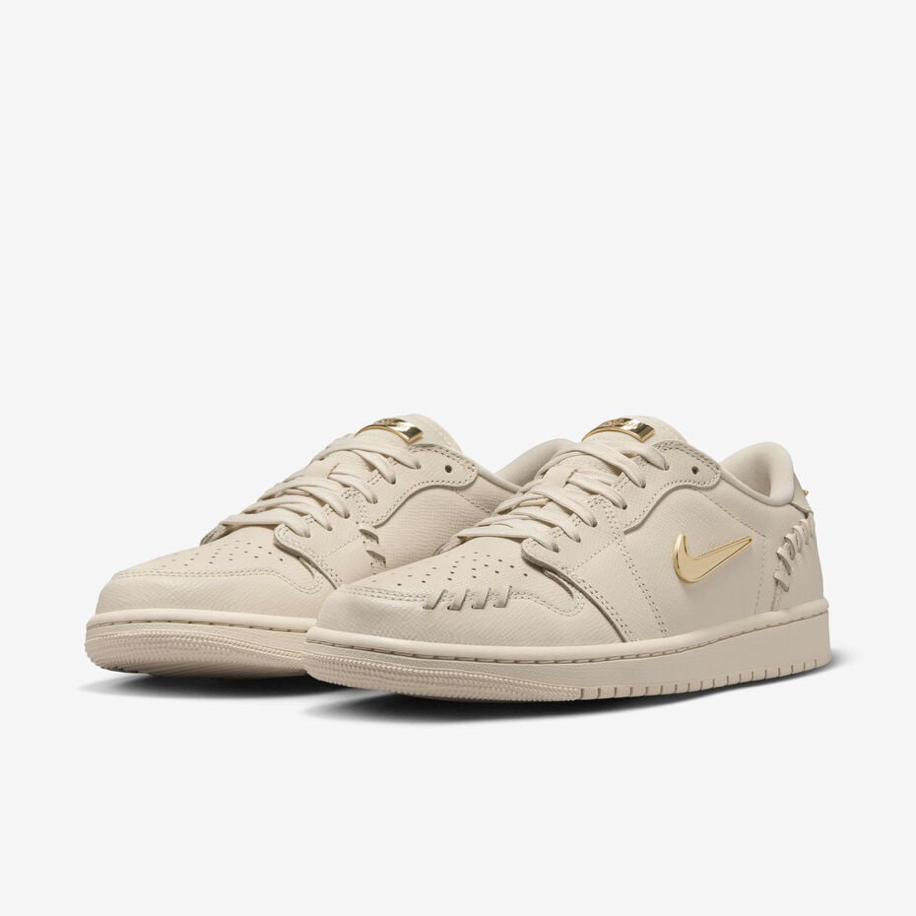 Nike Air Jordan 1 Low Method of Make