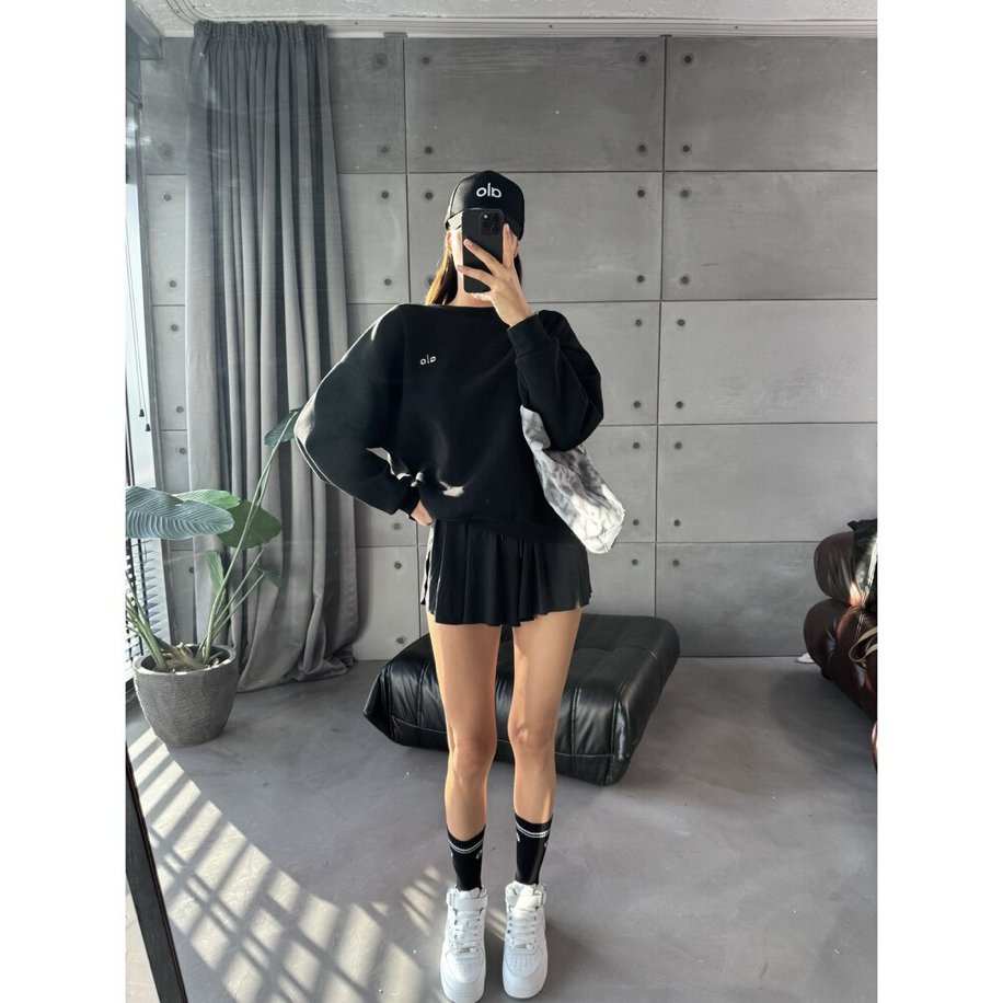 Alo Yoga Sweatshirt Black “ Premium “
