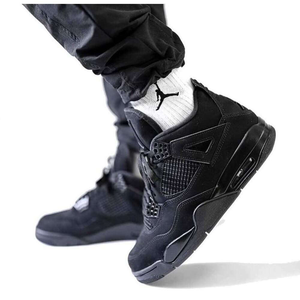 Nike Air Jordan Retro 4 Black Cat