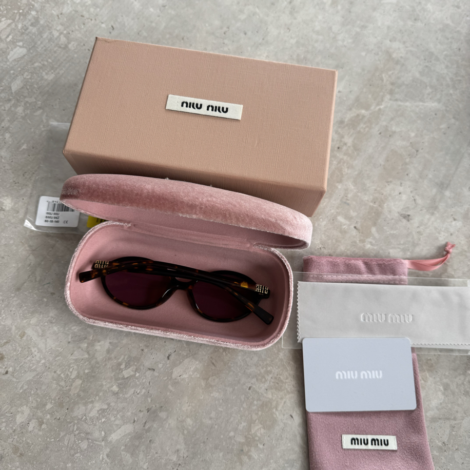 Miu Miu Gözlük