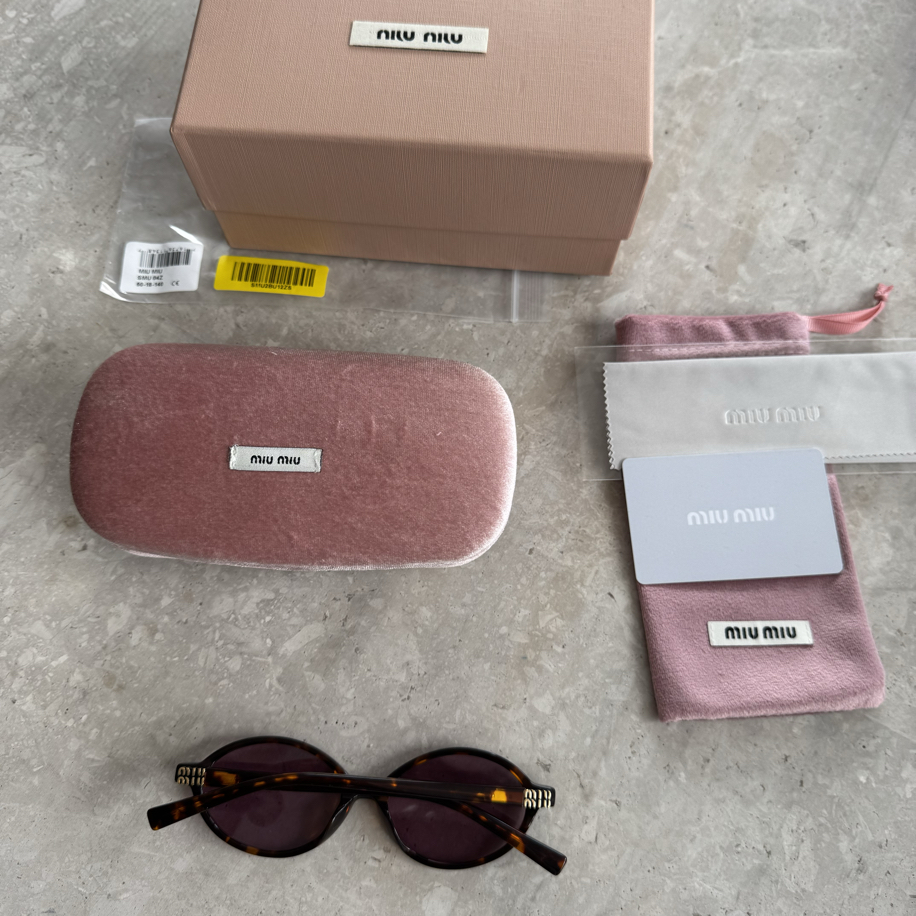 Miu Miu Gözlük