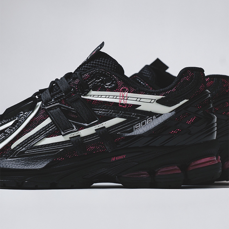 New Balance 1906A Black Dragon Berry (Dar Kalıp)