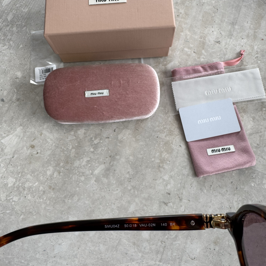 Miu Miu Gözlük