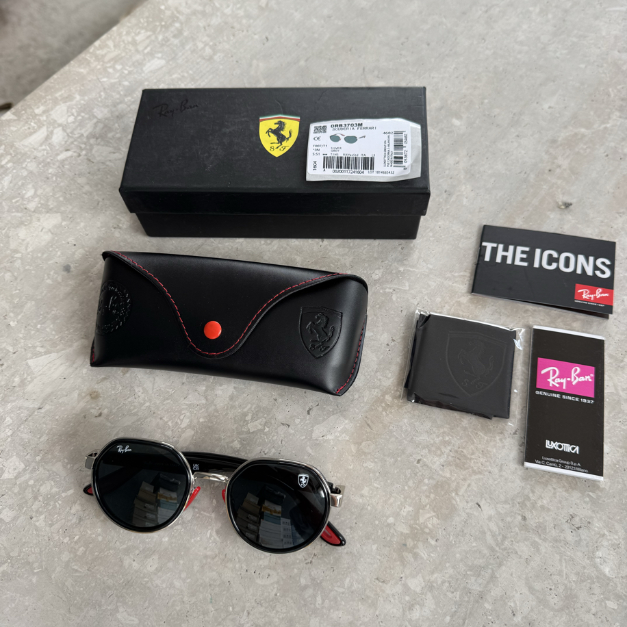 Rayban x Ferrari Gözlük